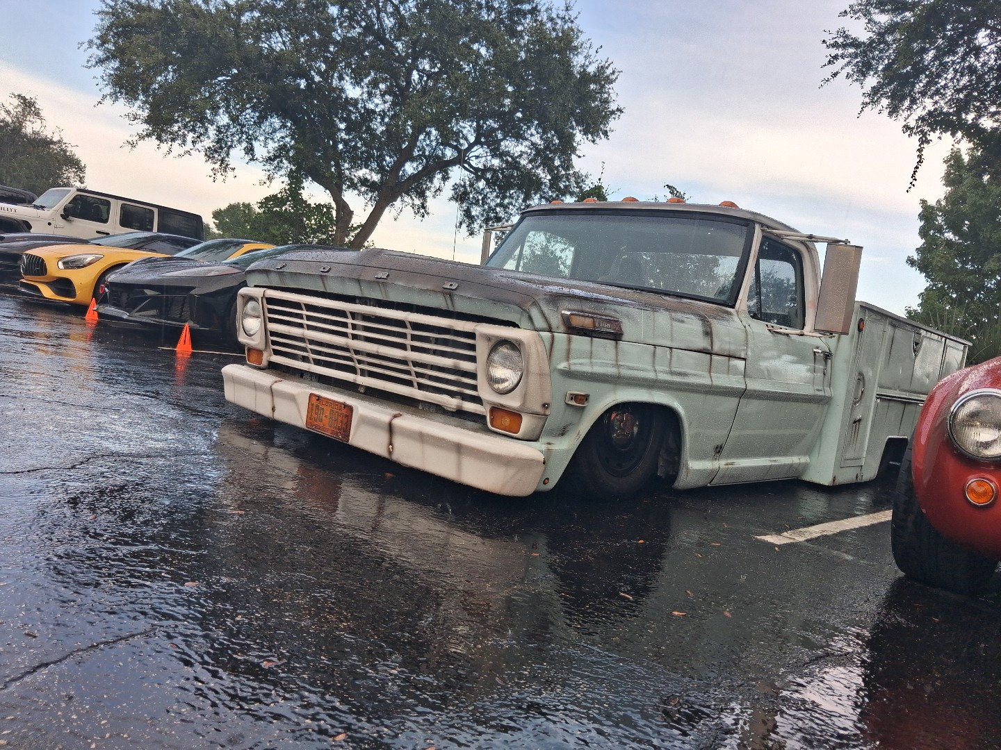 Mission BBQ car show!